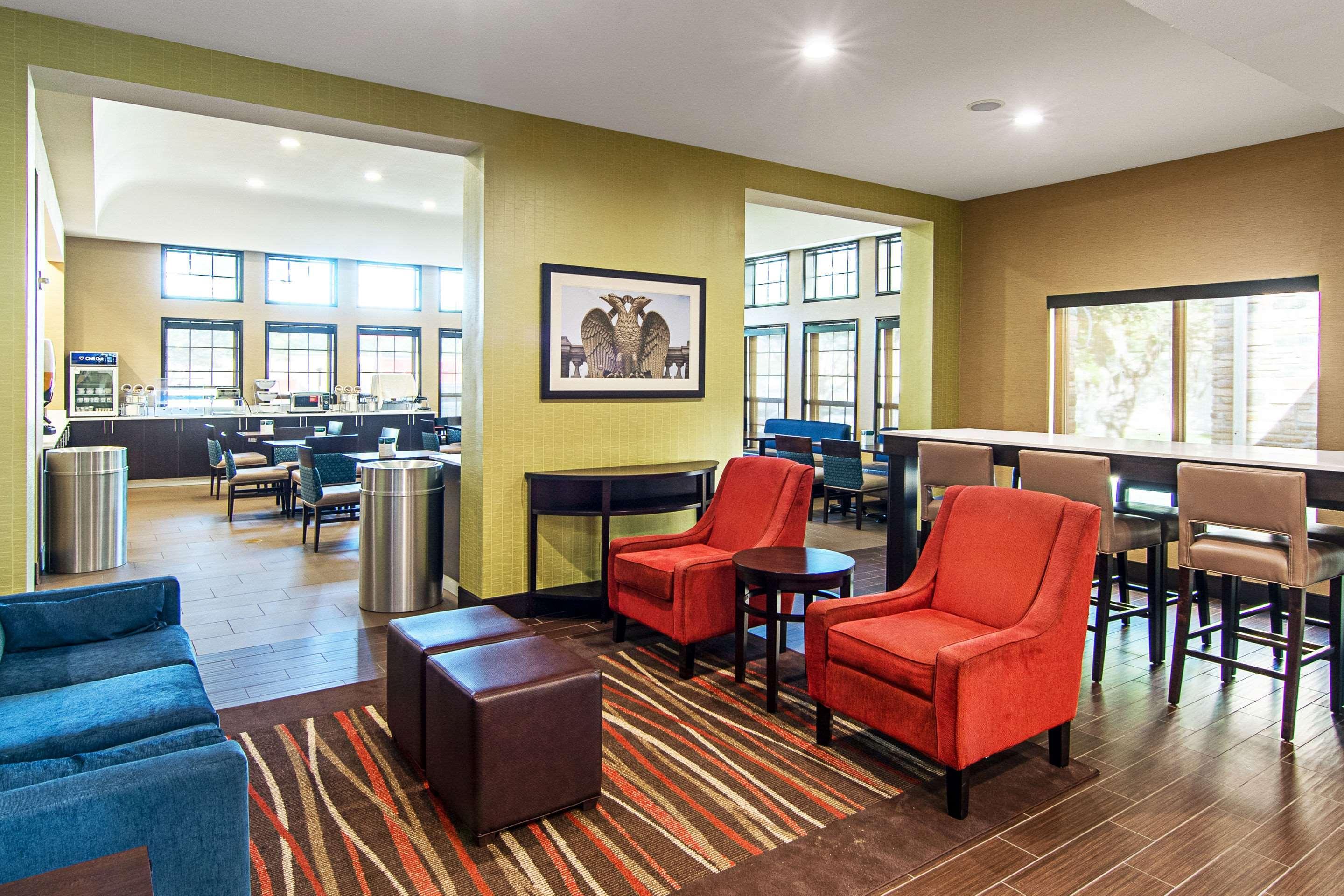 Comfort Suites Nw Dallas Near Love Field Εξωτερικό φωτογραφία