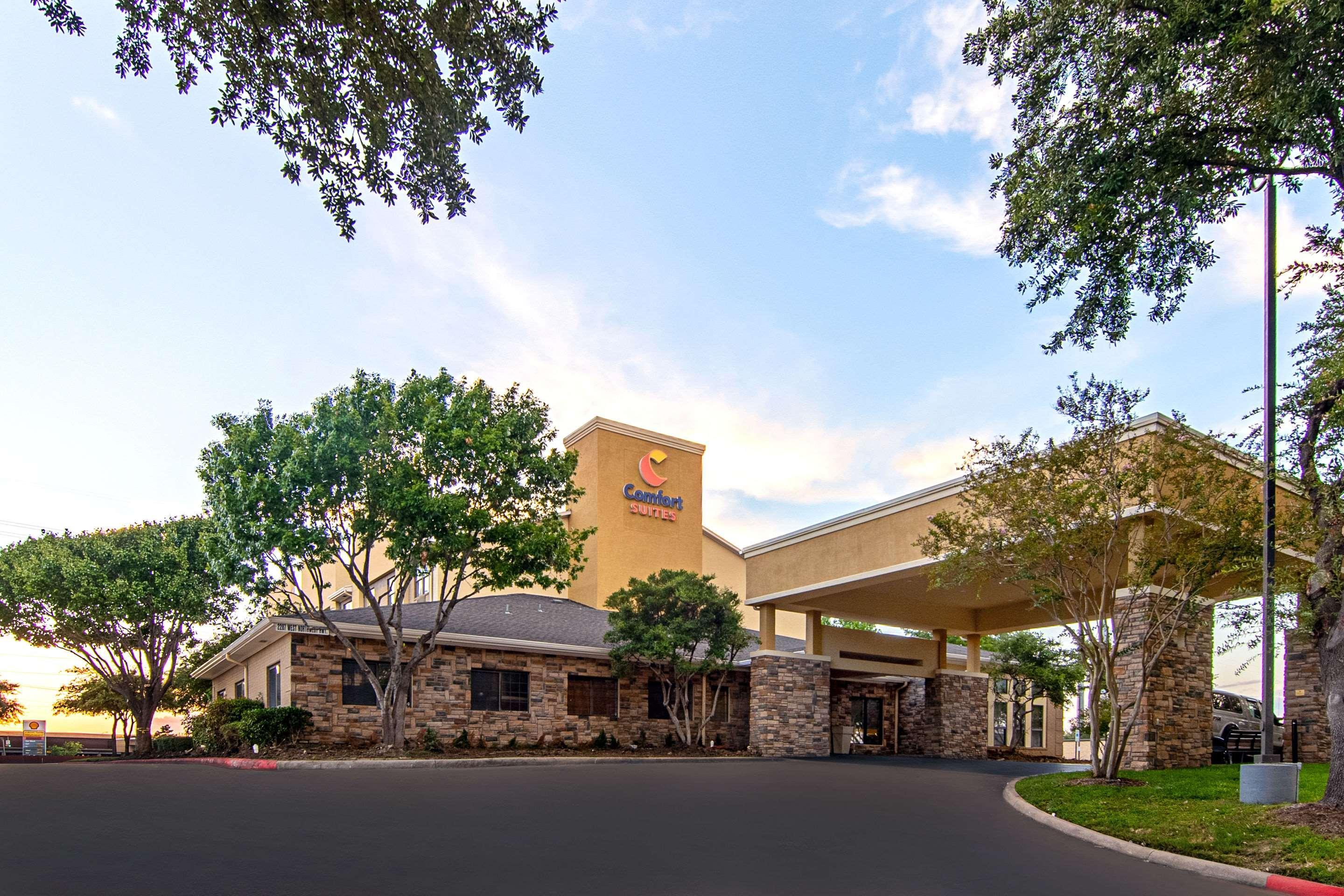 Comfort Suites Nw Dallas Near Love Field Εξωτερικό φωτογραφία