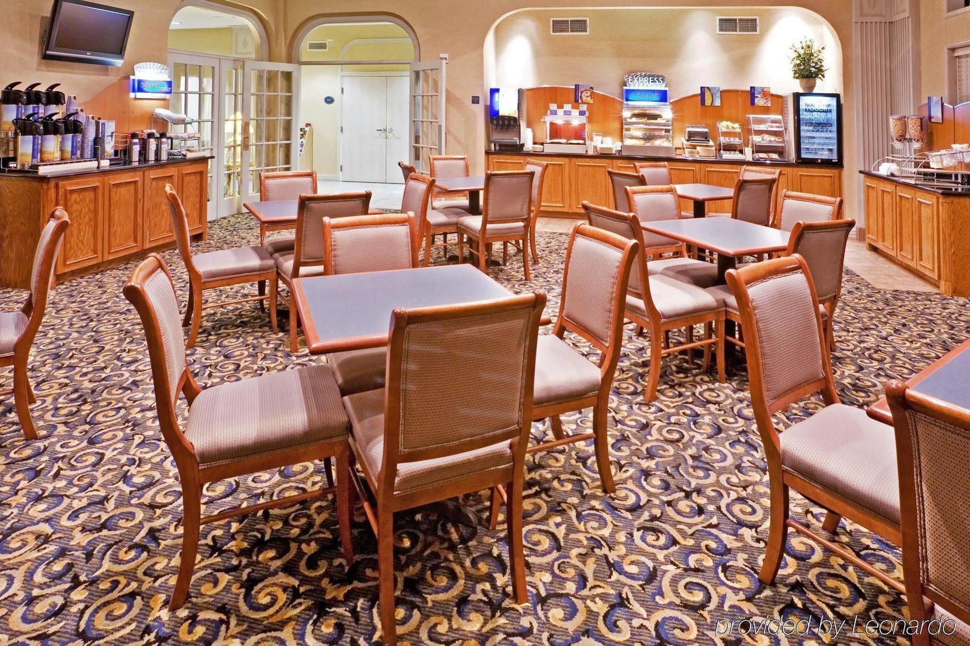 Comfort Suites Nw Dallas Near Love Field Εξωτερικό φωτογραφία