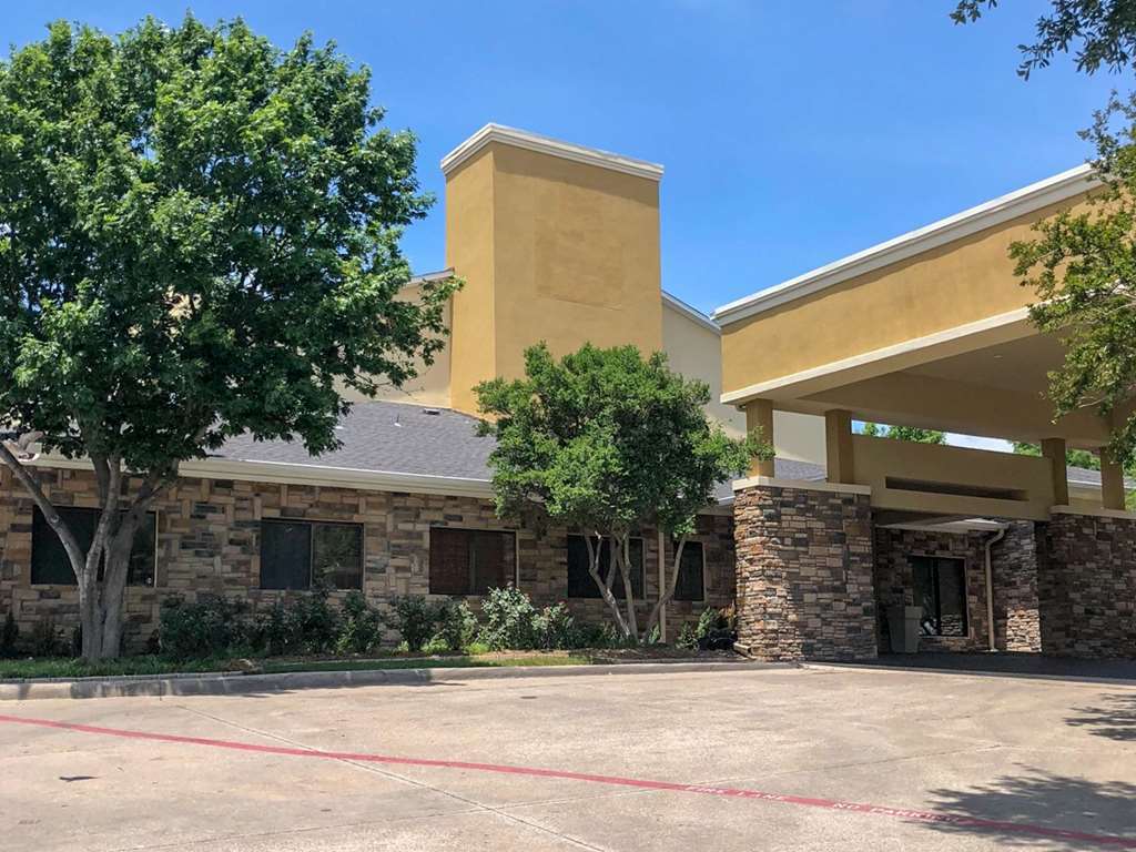 Comfort Suites Nw Dallas Near Love Field Εξωτερικό φωτογραφία